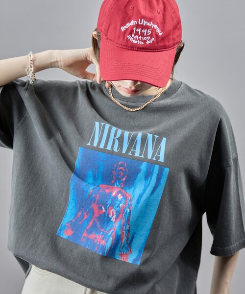 PUBLUX(パブリュクス)の「PUBLUX/パブリュクス NIRVANA SLIVER ピグメントTシャツ(限定展開)(Tシャツ/カットソー・メンズ・ブラック・LARGE/MEDIUM/SMALL)」の6枚目の写真