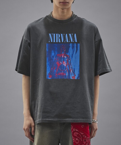 PUBLUX(パブリュクス)の「PUBLUX/パブリュクス NIRVANA SLIVER ピグメントTシャツ(限定展開)(Tシャツ/カットソー・メンズ・ブラック・LARGE/MEDIUM/SMALL)」の22枚目の写真