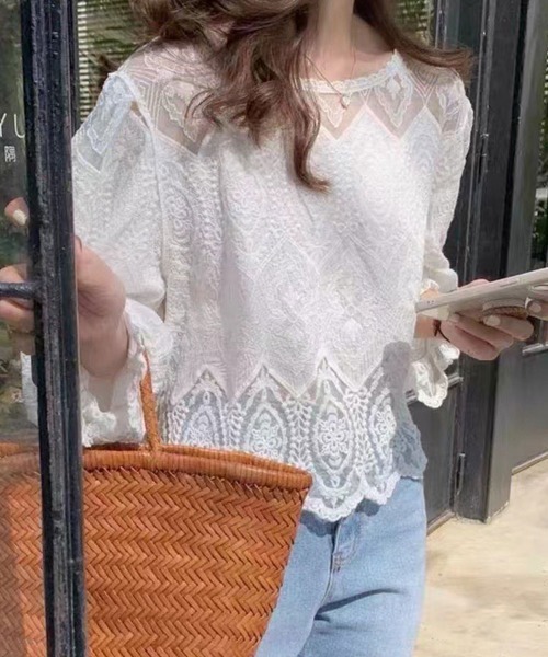 SallyLunn(サリーラン)の「【大人きれいめトップス♪】クルーネック総レースブラウス(シャツ/ブラウス・レディース・ホワイト/アイボリー・MEDIUM/LARGE)」の4枚目の写真