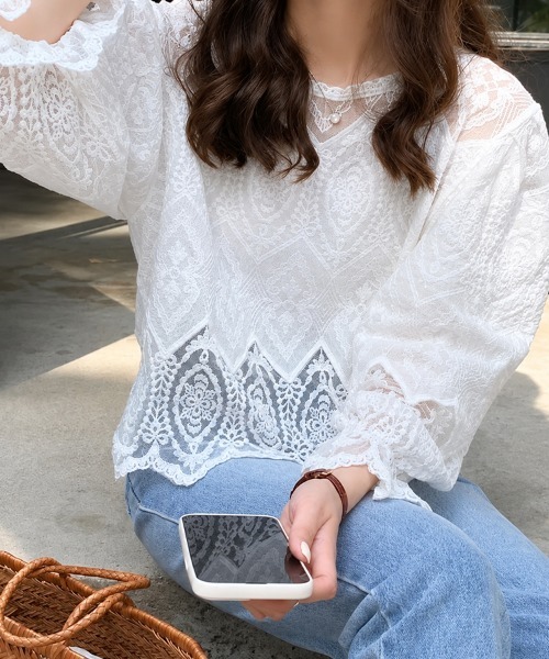 SallyLunn(サリーラン)の「【大人きれいめトップス♪】クルーネック総レースブラウス(シャツ/ブラウス・レディース・ホワイト/アイボリー・MEDIUM/LARGE)」の7枚目の写真