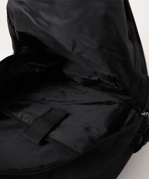 Dickies(ディッキーズ)の「Dickies / DK SQUARE POCKET BACK PACK / 14846700(バックパック/リュック・レディース・ブラック/レッド・ONESIZE)」の5枚目の写真