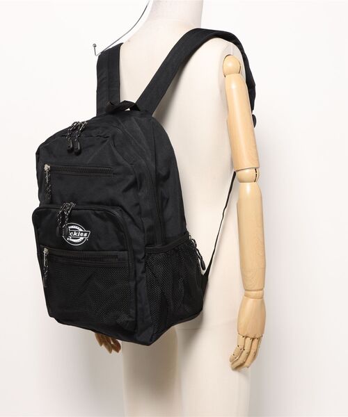 Dickies(ディッキーズ)の「Dickies / DK SQUARE POCKET BACK PACK / 14846700(バックパック/リュック・レディース・ブラック/レッド・ONESIZE)」の6枚目の写真