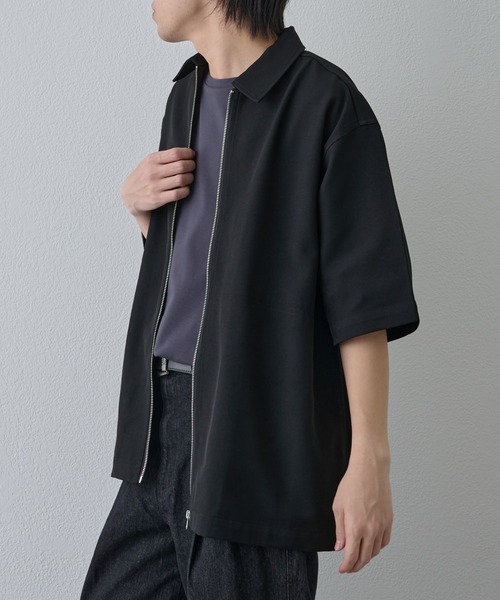 COLONY 2139（コロニートゥーワンスリーナイン）の「ドライスルー半袖ジップシャツ（シャツ/ブラウス・メンズ・ブラック/ネイビー/グレー・LARGE/MEDIUM）」の5枚目の写真