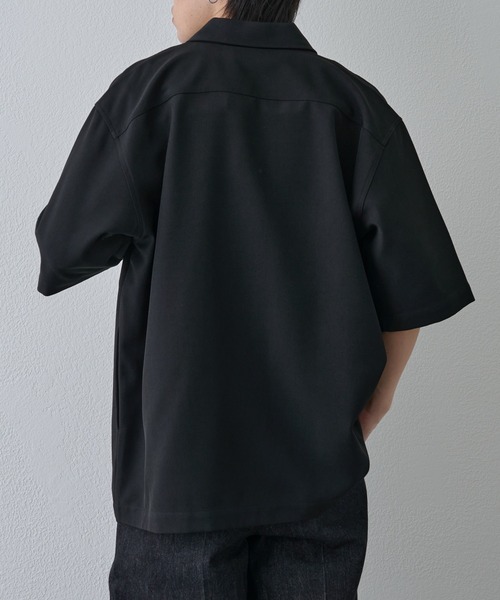 COLONY 2139（コロニートゥーワンスリーナイン）の「ドライスルー半袖ジップシャツ（シャツ/ブラウス・メンズ・ブラック/ネイビー/グレー・LARGE/MEDIUM）」の6枚目の写真