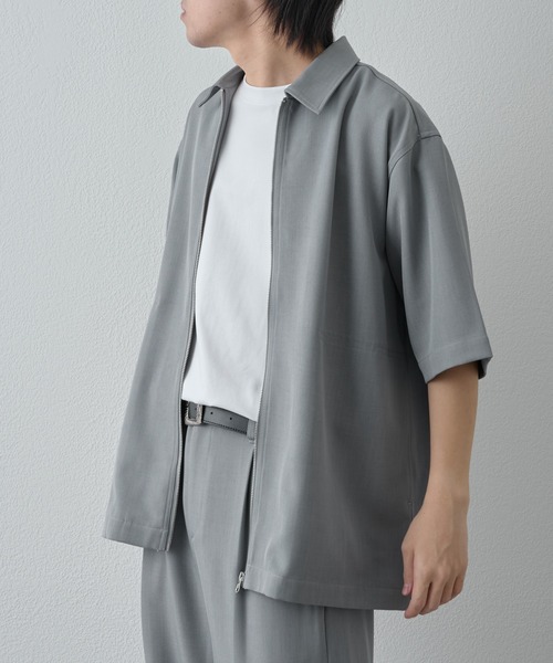 COLONY 2139（コロニートゥーワンスリーナイン）の「ドライスルー半袖ジップシャツ（シャツ/ブラウス・メンズ・ブラック/ネイビー/グレー・LARGE/MEDIUM）」の11枚目の写真