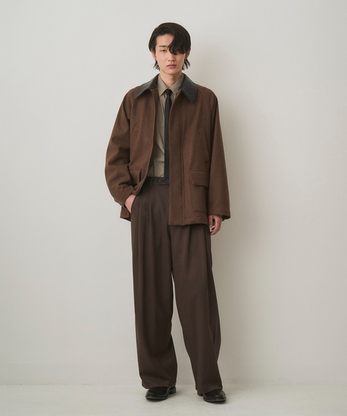 Juha(ユハ)の「LEATHER COLLAR RIDING JACKET(ブルゾン・メンズ・ブラック/ブラウン・3/4)」の11枚目の写真