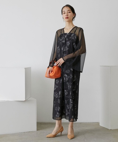 Callarus(カラルス)の「チュール使いフラワープリントワンピースドレス〔Callarus〕(ドレス・レディース・ブラウン/ブラック/グレー・S/LL/M/L/3L)」の18枚目の写真