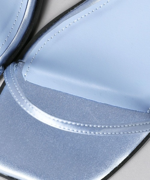 A part by（アパートバイ）の「サテンナローフラットサンダル（サンダル・レディース・ブラック/ブルー系その他2・MEDIUM/LARGE）」の13枚目の写真