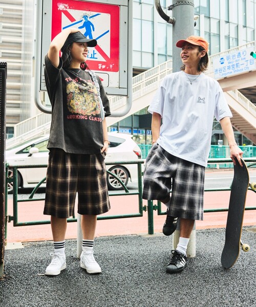 LURKING CLASS（ラーキングクラス）の「限定展開 LURKING CLASS×FREAK'S STORE/ラーキングクラス 別注 ヴィンテージ加工 プリント Tシャツ / TRUST NO SUIT（Tシャツ/カットソー・メンズ・ブラック・LARGE/MEDIUM/X-LARGE）」の13枚目の写真