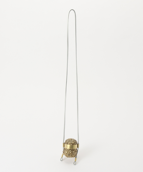 CITYSHOP（シティーショップ）の「Zoe Mohm Brass ミニマムバッグ（クラッチバッグ・レディース・シルバー・FREE）」の2枚目の写真