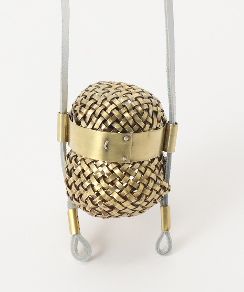 CITYSHOP（シティーショップ）の「Zoe Mohm Brass ミニマムバッグ（クラッチバッグ・レディース・シルバー・FREE）」の5枚目の写真