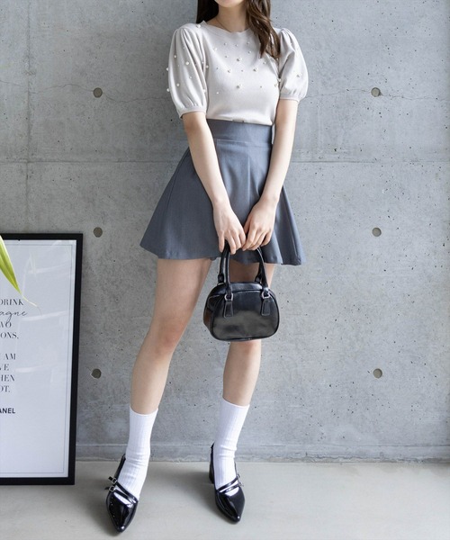 CLEAR BASIC（クリアベーシック）の「パール付き半袖ニットトップス[ベーシック フェミニン パフスリーブ 骨格ウェーブ]≪SS新作≫（ニット/セーター・レディース・ピンク/ブラック/グレイッシュベージュ/オフホワイト・F）」の5枚目の写真