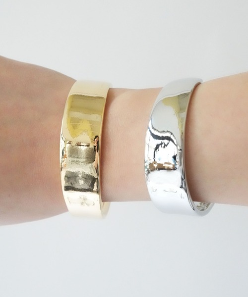 Port（ポート）の「【 Port / ポート 】 メタル グロス バングル / ブレスレット_（バングル/リストバンド・レディース・シルバー/ゴールド・FREE）」の5枚目の写真