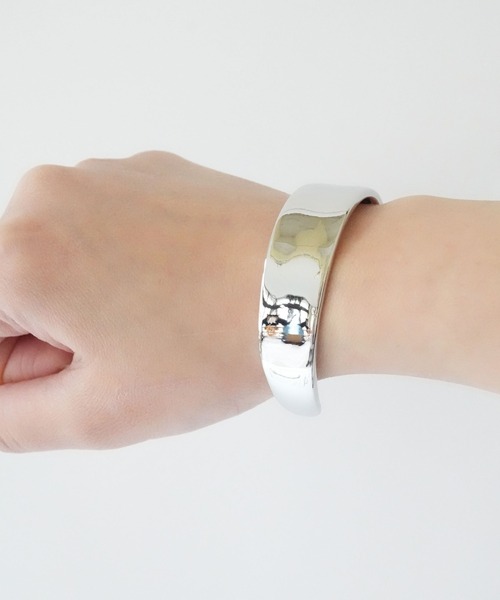 Port（ポート）の「【 Port / ポート 】 メタル グロス バングル / ブレスレット_（バングル/リストバンド・レディース・シルバー/ゴールド・FREE）」の6枚目の写真