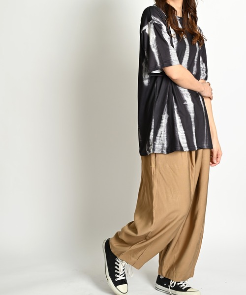 MARAI(マーライ)の「タイダイ柄 プリント 柄 総柄 半袖Tシャツ(Tシャツ/カットソー・レディース・ブルー/グリーン/ブラック・FREE)」の11枚目の写真