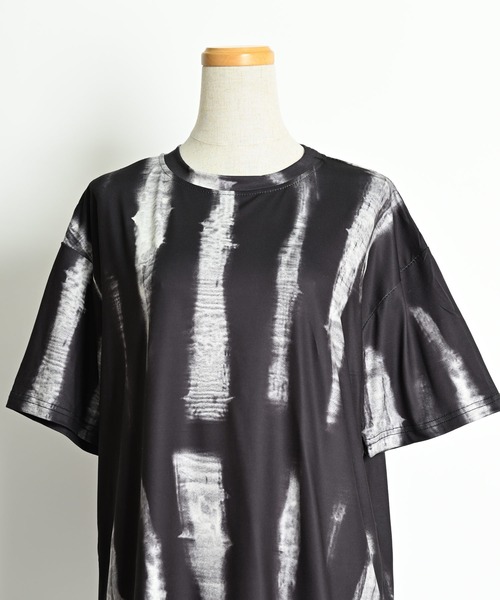 MARAI(マーライ)の「タイダイ柄 プリント 柄 総柄 半袖Tシャツ(Tシャツ/カットソー・レディース・ブルー/グリーン/ブラック・FREE)」の12枚目の写真