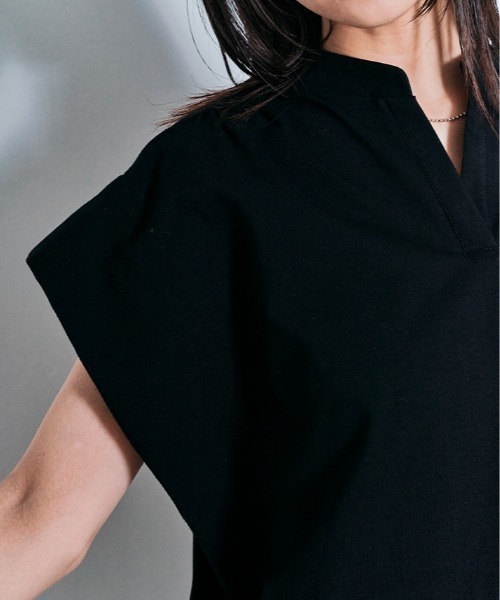 W:Huku(フーク)の「脇が見えにくい!! キーネック コットン フレンチスリーブ Tシャツ / 半袖 フレンチスリーブ ハーフスリーブ 袖なし(Tシャツ/カットソー・レディース・オフホワイト/ライトブラウン/ブラック/チャコール・FREE)」の9枚目の写真