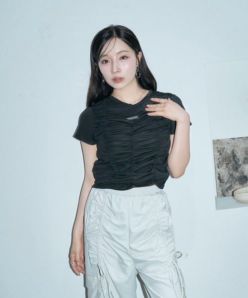 ANDGEEBEE(アンジービー)の「ギャザーミニT(Tシャツ/カットソー・レディース・ブルー/ブラック・FREE)」の2枚目の写真