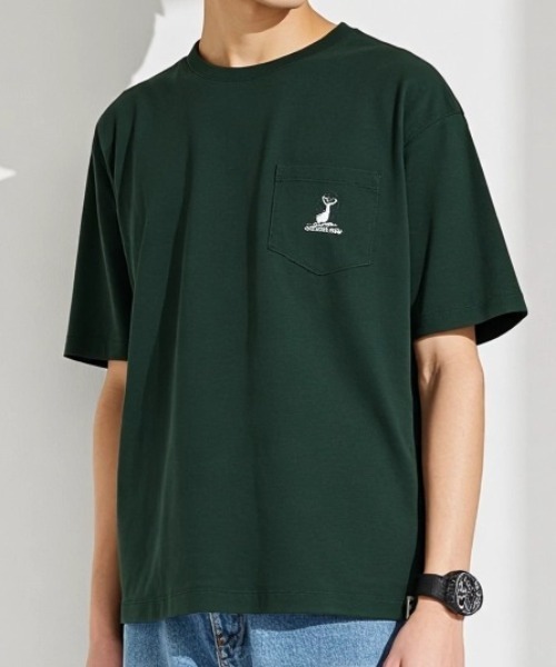 CAPTAIN STAG（キャプテンスタッグ）の「CAPTAIN STAG/キャプテンスタッグ ワンポイントロゴ刺繍 ポケット付 半袖Tシャツ レディース メンズ（Tシャツ/カットソー・メンズ・ブラック/ブルー/ネイビー/ホワイト/グリーン・M/L/LL）」の3枚目の写真