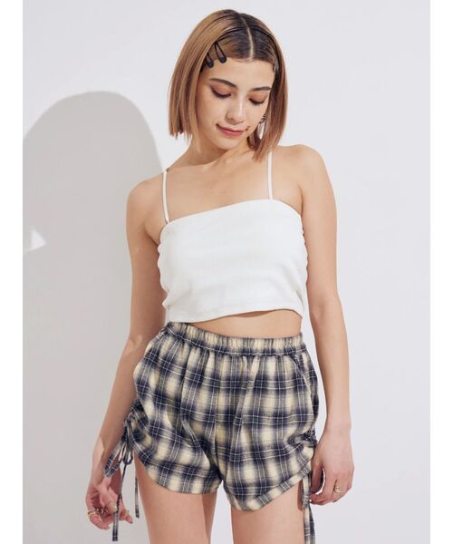 EVRIS（エヴリス）の「MANY WAYシンプルビスチェ（キャミソール・レディース・ホワイト/ブラック・FREE）」の4枚目の写真