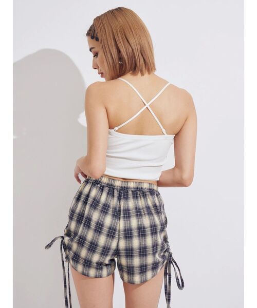 EVRIS（エヴリス）の「MANY WAYシンプルビスチェ（キャミソール・レディース・ホワイト/ブラック・FREE）」の3枚目の写真