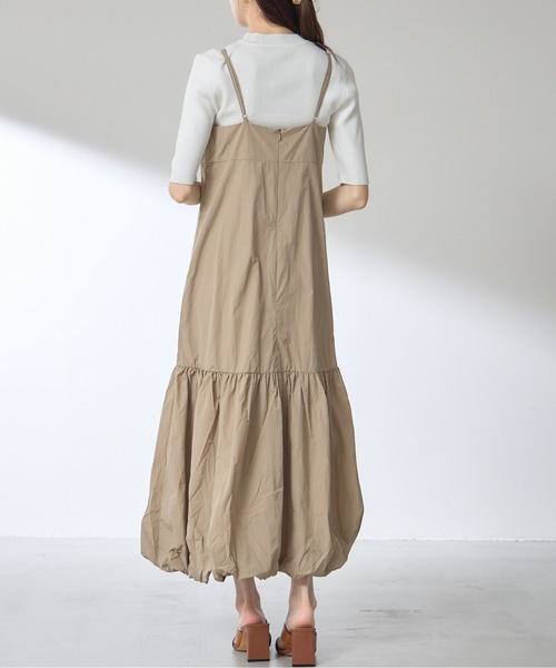 &. NOSTALGIA(アンドドットノスタルジア)の「【ZOZO限定】バルーンタフタキャミワンピース(ワンピース・レディース・ブラック/ベージュ・M)」の18枚目の写真