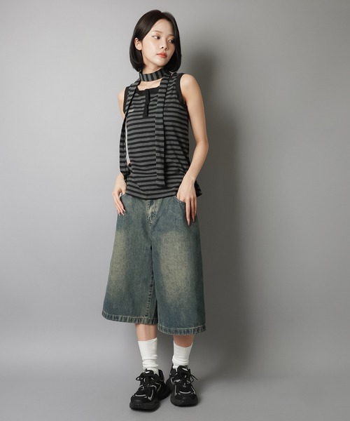 SPINNS（スピンズ）の「【セットアイテム】フロントボタンボーダーカットソー/タンクトップ/タイ付き/細マフラー付き/ウィッシュコア（タンクトップ・レディース・チャコール・ONESIZE）」の19枚目の写真