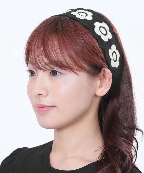 すぐ届く☆ MARY QUANT ヘアバンド シンプルに華やかさをプラス すぐ届く☆ MARY QUANT ヘアゴム シンプルに華やかさをプラス