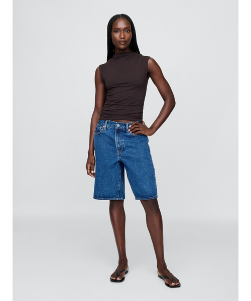 GAP(ギャップ)の「モダン ファンネルネック ルーシュ クロップド タンクトップ(Tシャツ/カットソー・レディース・ブラウン/ブラック/ホワイト・XXS/XS/S/M/L/XL)」の7枚目の写真