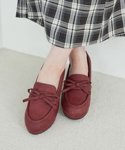 MAJESTIC LEGON(マジェスティックレゴン)の「リボンヒールローファー(ローファー・レディース・ブラック/ブラック系その他/ボルドー・SMALL/MEDIUM/LARGE/X-LARGE)」の17枚目の写真