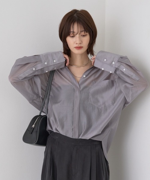 Rouge vif(ルージュヴィフ)の「【新色登場】バックツイストシャツ(シャツ/ブラウス・レディース・ブラウン/グレー・フリー)」の12枚目の写真