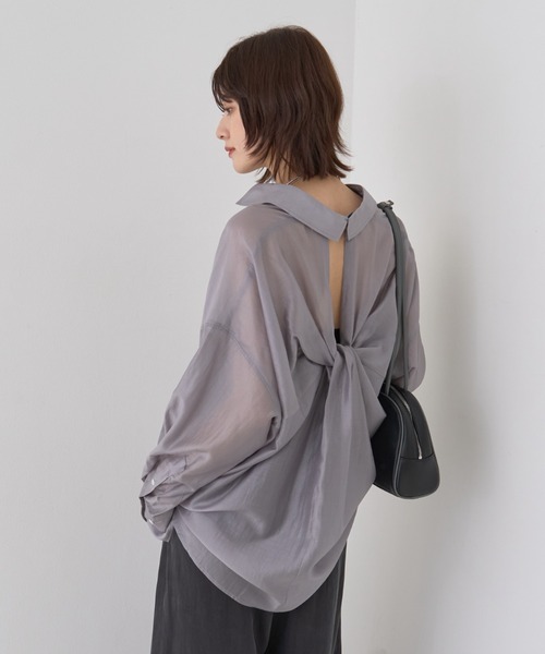 Rouge vif(ルージュヴィフ)の「【新色登場】バックツイストシャツ(シャツ/ブラウス・レディース・ブラウン/グレー・フリー)」の16枚目の写真