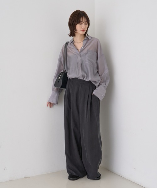 Rouge vif(ルージュヴィフ)の「【新色登場】バックツイストシャツ(シャツ/ブラウス・レディース・ブラウン/グレー・フリー)」の21枚目の写真