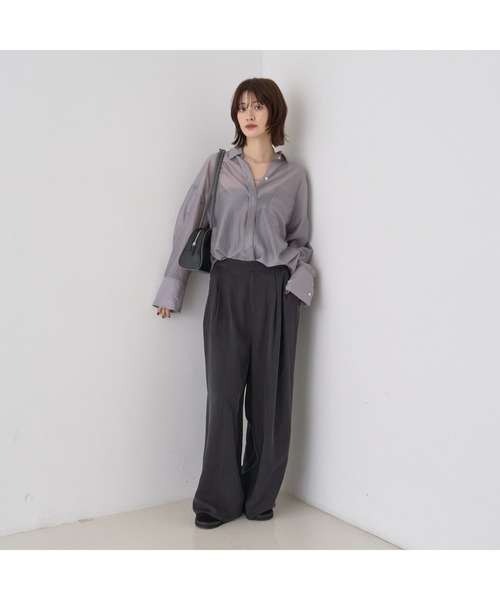 Rouge vif(ルージュヴィフ)の「【新色登場】バックツイストシャツ(シャツ/ブラウス・レディース・ブラウン/グレー・フリー)」の22枚目の写真