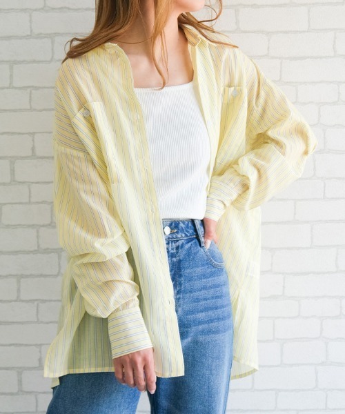 aquagarage（アクアガレージ）の「ダブルポケットストライプシアーシャツ（シャツ/ブラウス・レディース・イエロー/ホワイト/ブルー・FREE）」の5枚目の写真