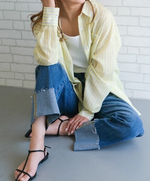 aquagarage（アクアガレージ）の「ダブルポケットストライプシアーシャツ（シャツ/ブラウス・レディース・イエロー/ホワイト/ブルー・FREE）」の6枚目の写真