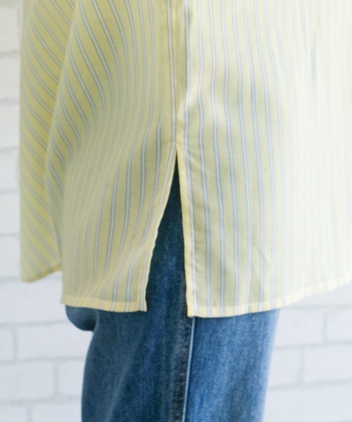 aquagarage（アクアガレージ）の「ダブルポケットストライプシアーシャツ（シャツ/ブラウス・レディース・イエロー/ホワイト/ブルー・FREE）」の9枚目の写真