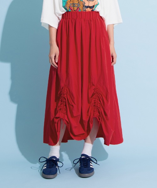 PUNYUS（プニュズ）の「ドロストフレアスカート（スカート・レディース・ブラック/レッド/ホワイト/カーキ/ベージュ・1/2/3/4）」の21枚目の写真