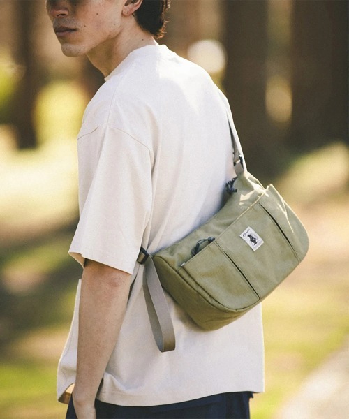 go slow caravan(ゴースローキャラバン)の「COBMASTER/コブマスター 7251CDX SMILE SHOULDER(ショルダーバッグ・メンズ・ブラック/ラベンダー/ホワイト系その他2・FREE)」の13枚目の写真
