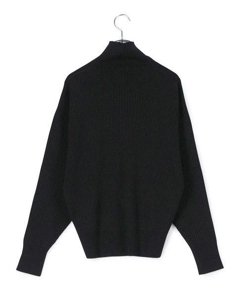 ADAM ET ROPE'(アダムエロペ)の「【WEB限定】・【定番人気】WOOL混リブタートルニット(ニット/セーター・レディース・レッド/ベージュ系その他/ダークブラウン/チャコールグレー/ブラック・FREE)」の22枚目の写真