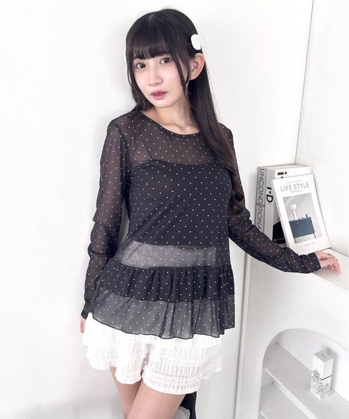 Loueme(ルエム)の「裾フリルドットティアードトップス(Tシャツ/カットソー・レディース・ホワイト/ブラック/アイボリー・FREE)」の11枚目の写真