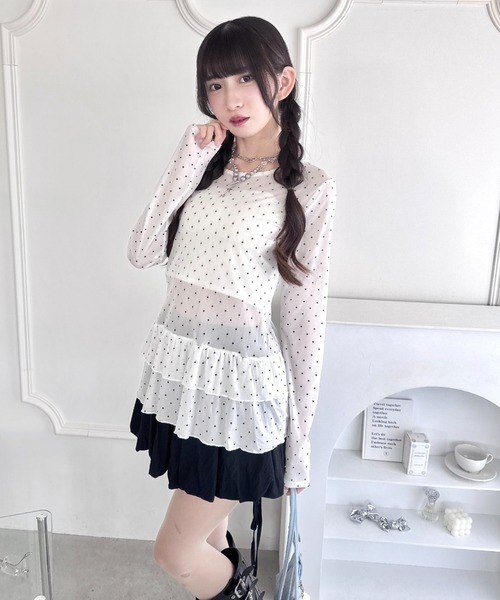 Loueme(ルエム)の「裾フリルドットティアードトップス(Tシャツ/カットソー・レディース・ホワイト/ブラック/アイボリー・FREE)」の6枚目の写真