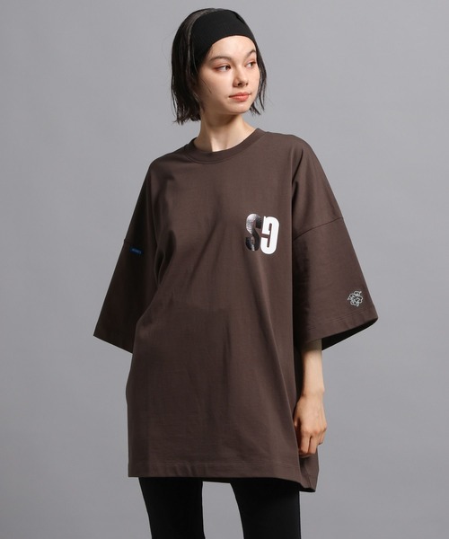 GEORGE'S（ジョージズ）の「グロスプリント Tシャツ（Tシャツ/カットソー・メンズ・モカ/ホワイト・LARGE/MEDIUM）」の7枚目の写真