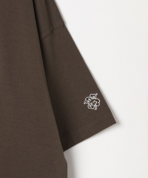 GEORGE'S（ジョージズ）の「グロスプリント Tシャツ（Tシャツ/カットソー・メンズ・モカ/ホワイト・LARGE/MEDIUM）」の16枚目の写真