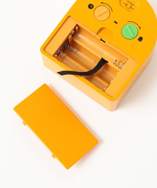 bpr BEAMS（ビーピーアール ビームス ）の「BRAUN / BC22 Revival colors（置時計・レディース・グリーン/イエロー・ONE SIZE）」の5枚目の写真