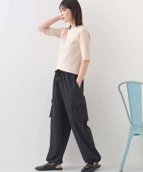 OMNES(オムネス)の「ナイロン リップストップ裾ドロストカーゴワークパンツ(カーゴパンツ・レディース・ホワイト/ベージュ/ブラック/カーキ・FREE)」の15枚目の写真