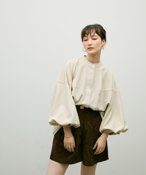 Balloon sleeve voluminous shirt / バルーンスリーブボリュームシャツ