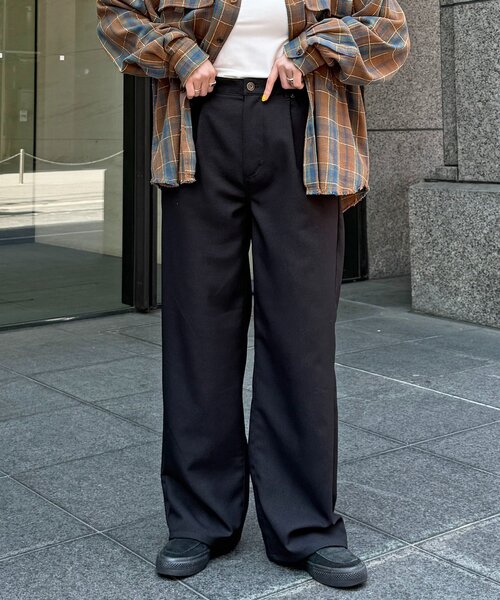 CPCM（シーピーシーエム）の「ハイウエストストレートスラックス（スラックス・レディース・チャコールグレー/ブラック/ブラウン・PS/SMALL/MEDIUM）」の2枚目の写真