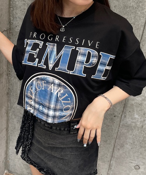 ROGER AND RAW(ロジャーアンドロウ)の「チェックロゴ刺繍スウェット半袖ショートトップス(Tシャツ/カットソー・レディース・グレイッシュベージュ/ブラック/ホワイト・FREE)」の17枚目の写真