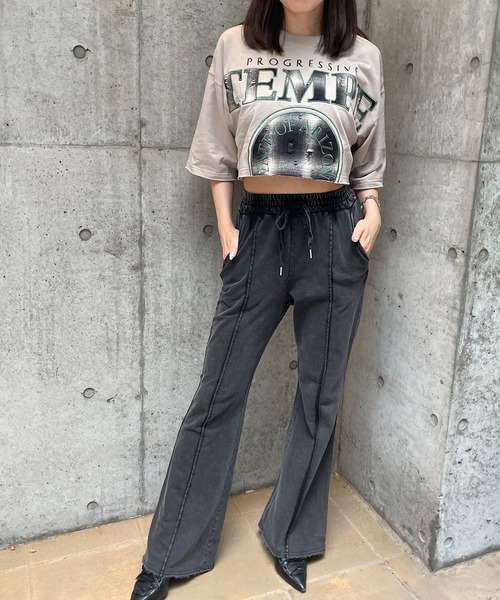 ROGER AND RAW(ロジャーアンドロウ)の「チェックロゴ刺繍スウェット半袖ショートトップス(Tシャツ/カットソー・レディース・グレイッシュベージュ/ブラック/ホワイト・FREE)」の18枚目の写真